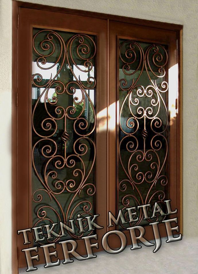 Ferforje Bina Kapısı